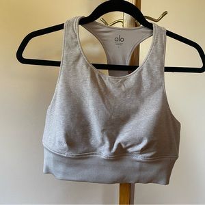 ALO yoga long line, high neck sports bra - Size L